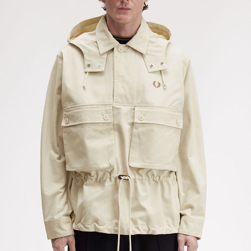 Fred Perry - Coaches Smock Jacket in Oatmeal