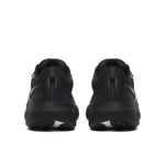 Saucony - Triumph 22 Trainers in Triple Black