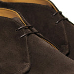 Sanders - Sam Chukka Boots in Pinner Suede