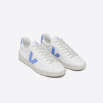 Veja - Urca CWL Trainers in White/Aqua